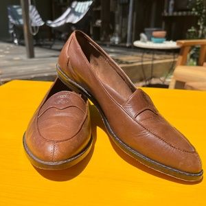 90’s Liz Claiborne Chestnut Leather Flats